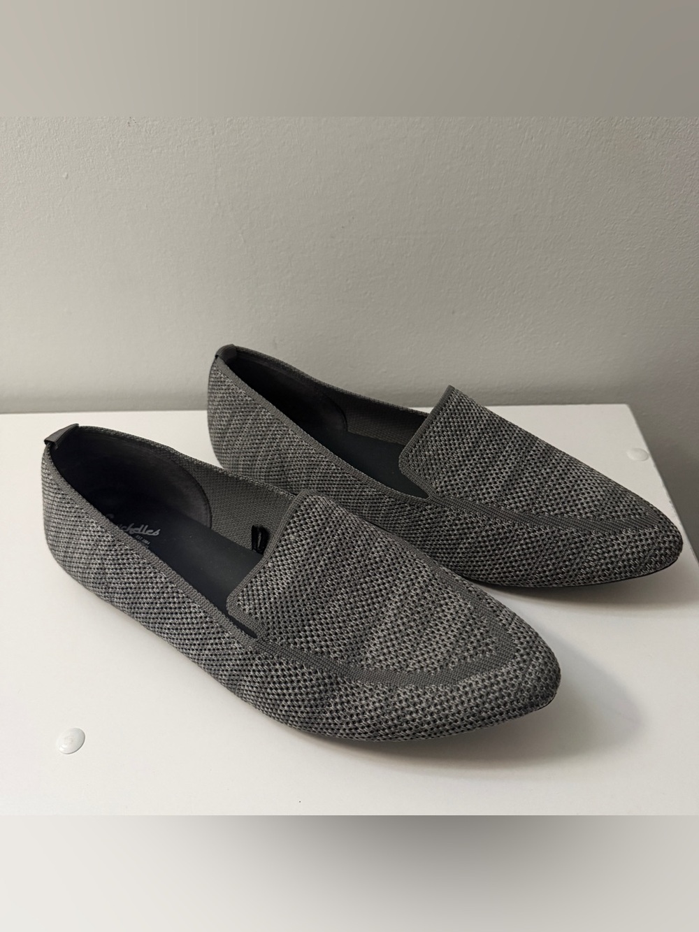 EUC Seychelles Womens Grey Knit Pointed Toe Loafers Memory Foam Flats 9 Wide